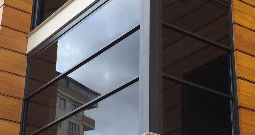manuel giyotinli cam balkon